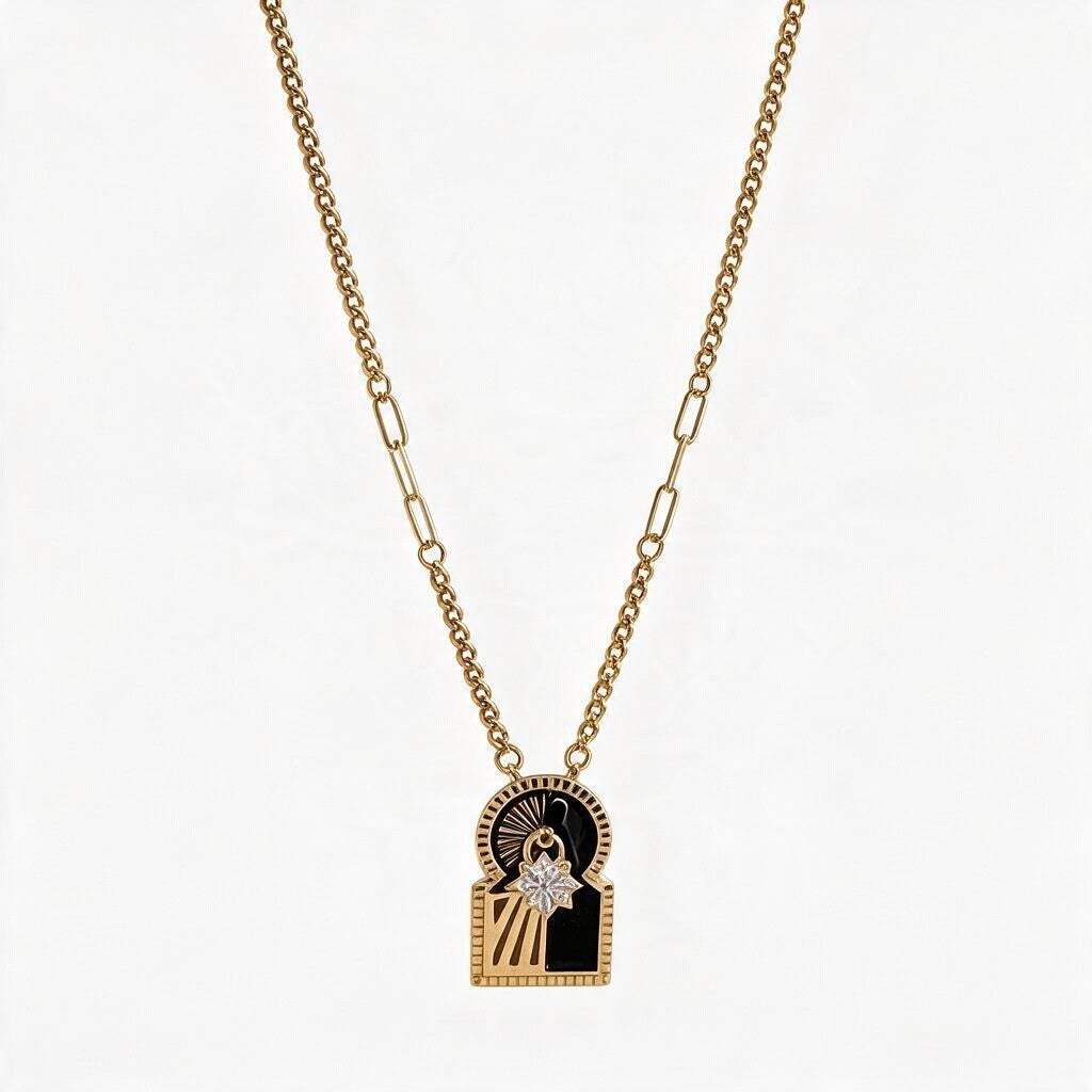 Collier Bab Maghribi – Pendentif Porte Marocaine Doré